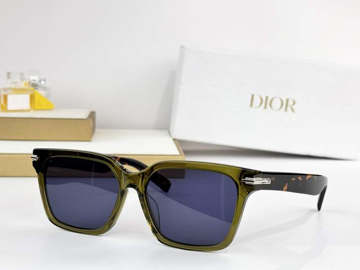 Picture of Dior Sunglasses _SKUfw76989411fw